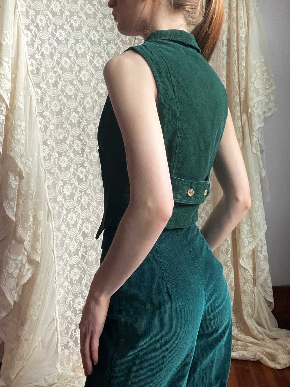 1970s Dark Green Emerald Corduroy Vest - image 7