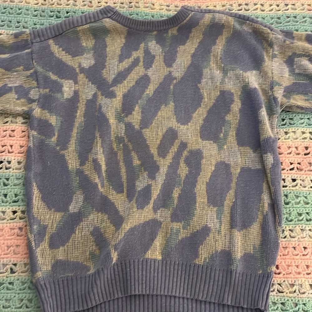 Cute Abstract Vintage Sweater - image 4