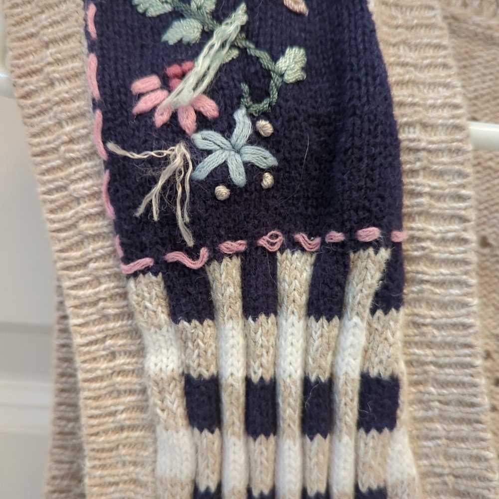 Vintage Jantzen Sweater Vest Hand Embroidered - image 3