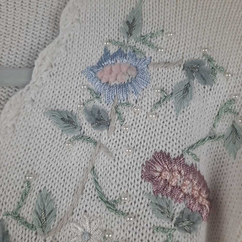 VINTAGE Casual Corner Co..Granny Floral Embroider… - image 8
