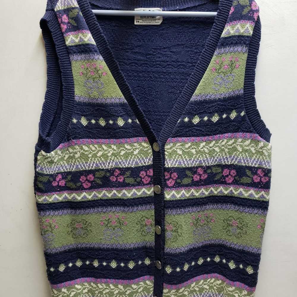 Northern Reflections vintage floral knit sleevele… - image 1