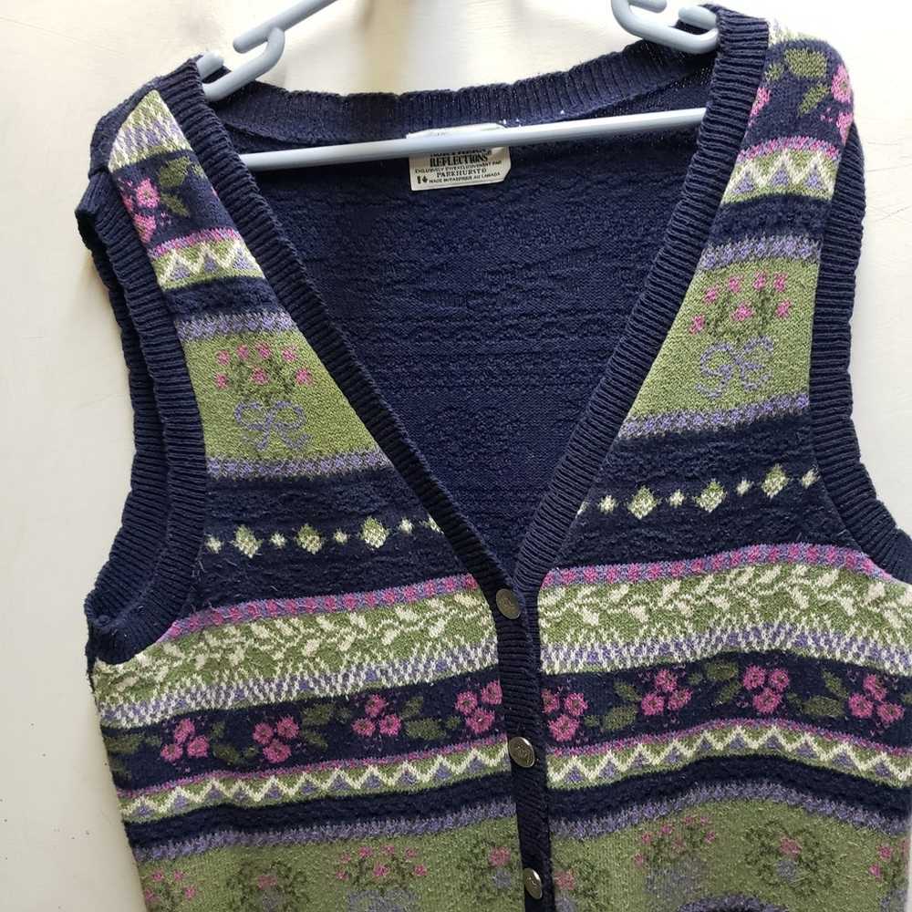 Northern Reflections vintage floral knit sleevele… - image 3