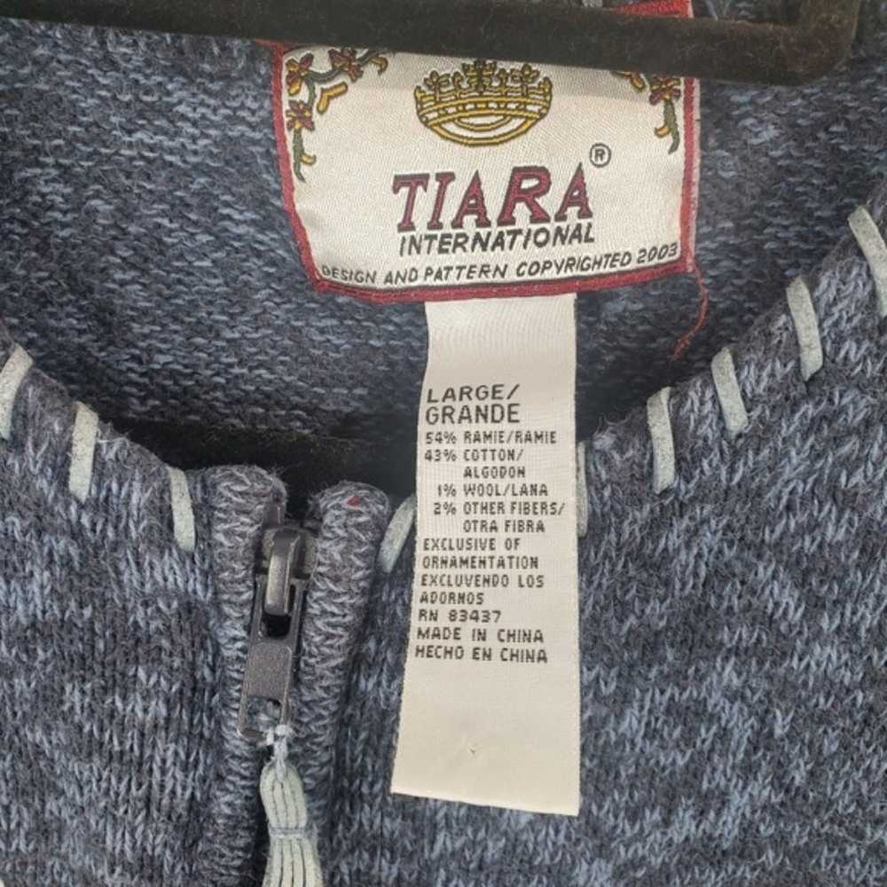 Tiara International vintage knitted christmas tre… - image 4