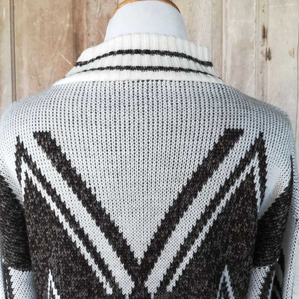 Vintage Oversized Diamond Sweater - image 9