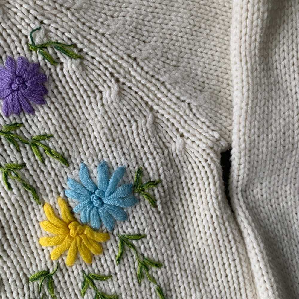 Vintage 70s 80s floral embroidered knit cardigan - image 4