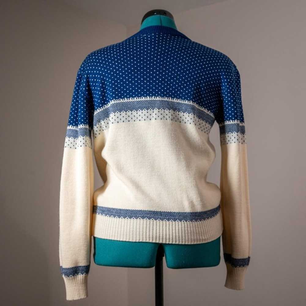 Vintage Sweater Knit Colorwork Blue And Cream  Si… - image 2