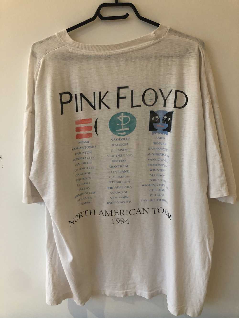 Band Tees × Vintage 1994 Pink Floyd ‘The Division… - image 2