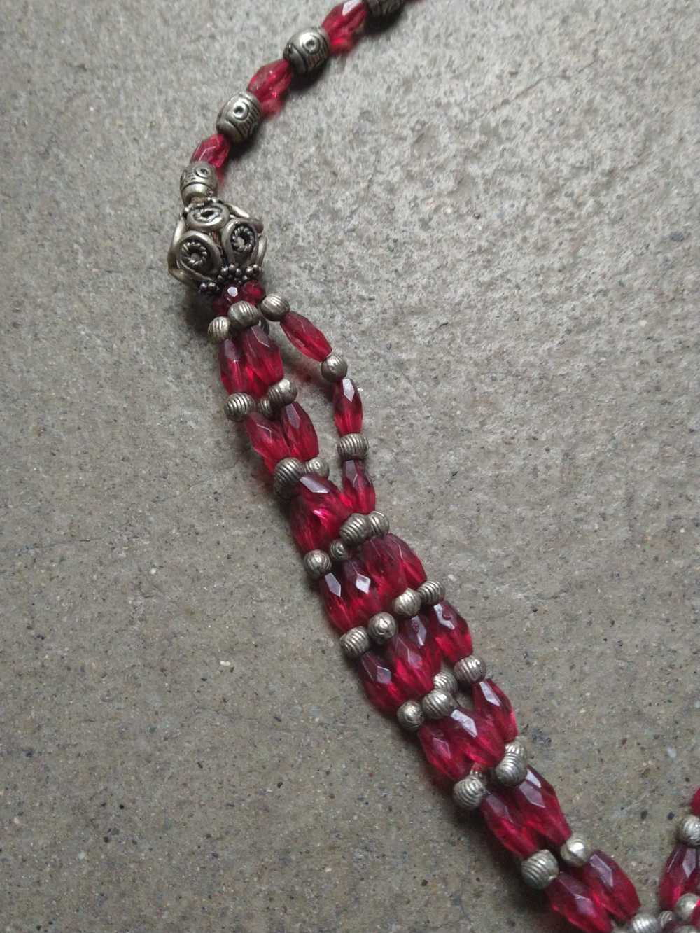 Custom × Jewelry × Vintage Necklace Red Glass Bea… - image 7