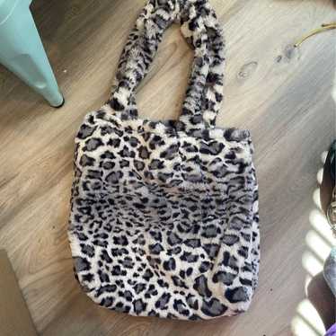 Fuzzy Leopard print tote bag - image 1