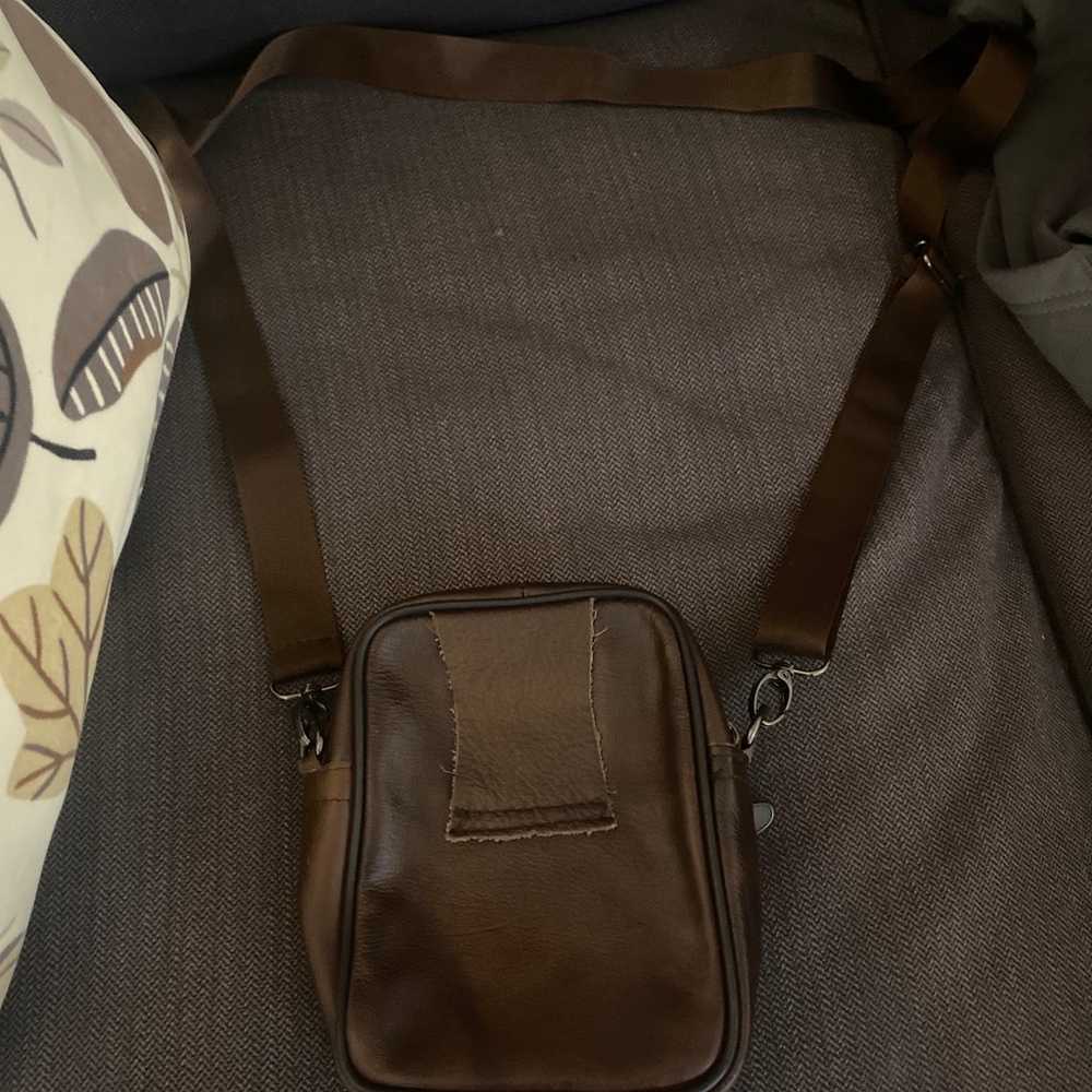 vintage leather sling bag - image 2