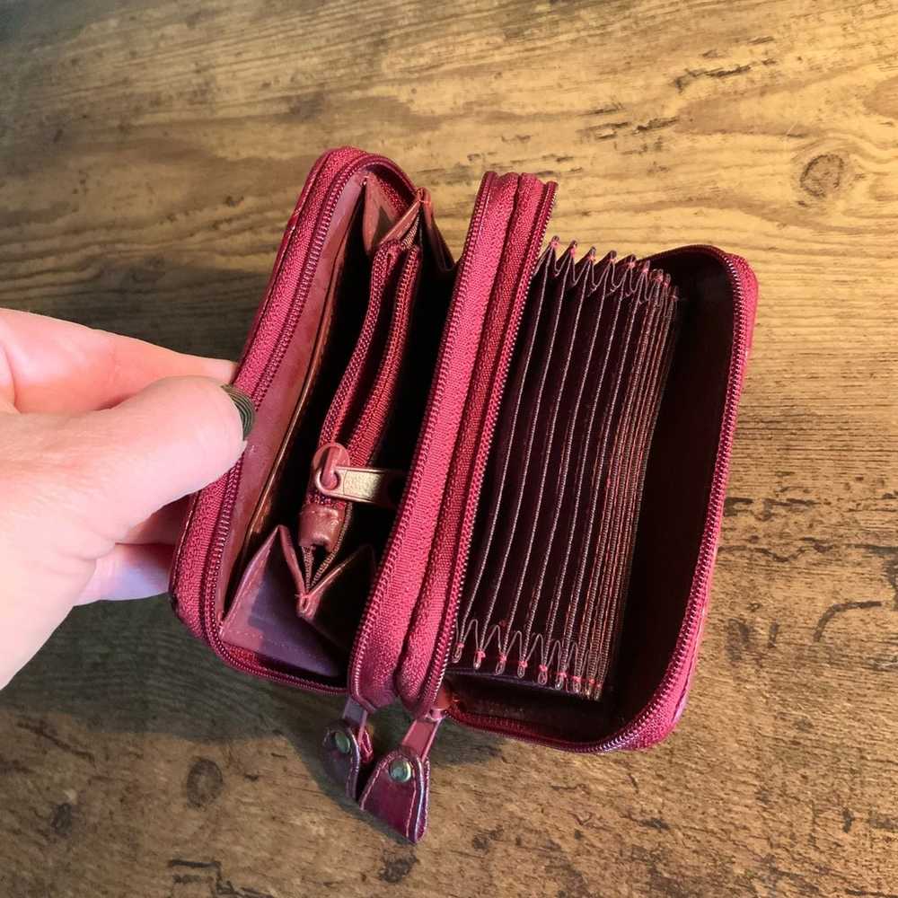 Vintage Red Eel Skin Handbag & Wallet Set - image 10
