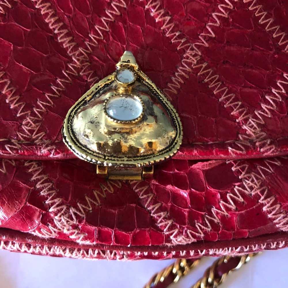 Varon Handbags vintage red snakeskin leather cros… - image 3