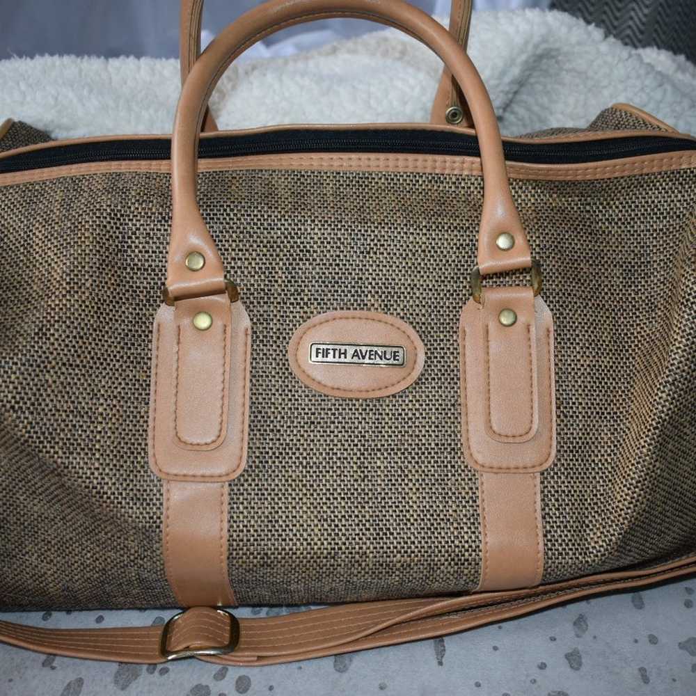 Fifth Ave VINTAGE duffle bag - image 2