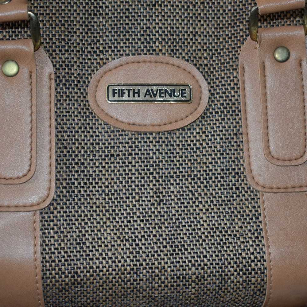 Fifth Ave VINTAGE duffle bag - image 3