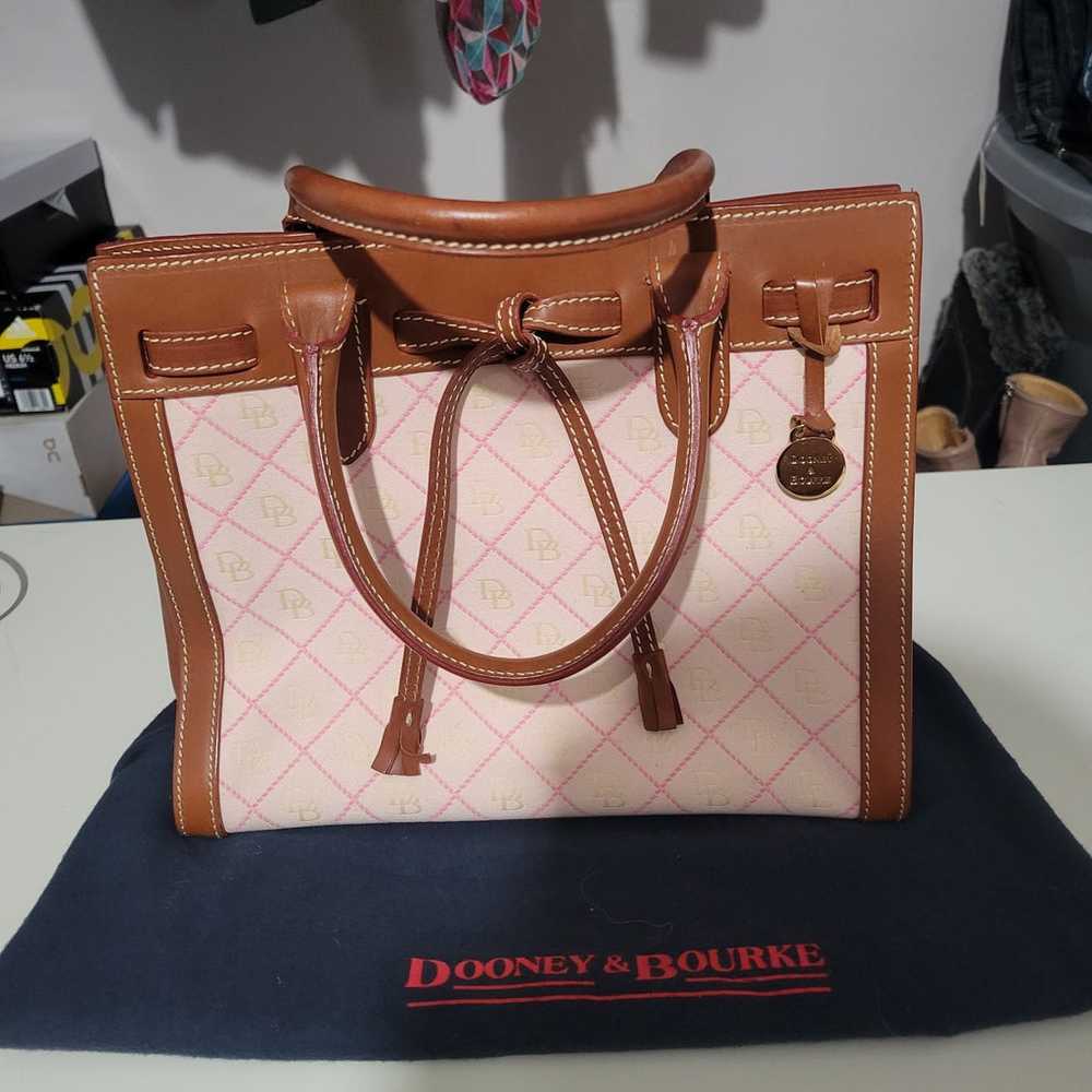 Dooney & bourke vibtage pink purse - image 1