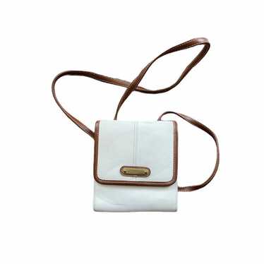 liz claiborne white crossbody bag - image 1