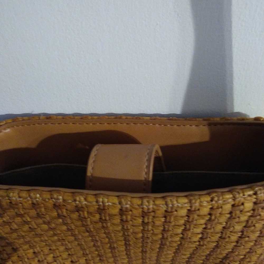 Vtg Fossil Purse approximately 7x7" tan woven/lea… - image 7