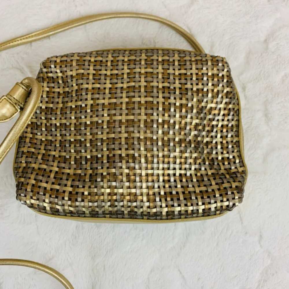 Tan-Sac Braided / Woven Gold Vintage Shoulder Bag - image 3