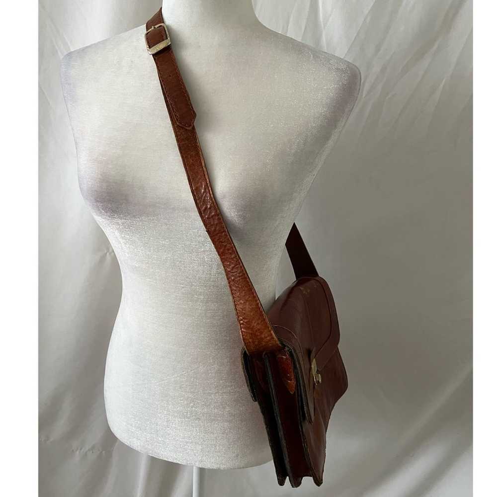 Vintage Brown Thick Weathered Leather Messenger B… - image 2