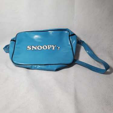 Vintage SNOOPY 1966 BLUE popular LEATHER KISS SHOULDER PURSE UNITED FEATURE PEANUTS