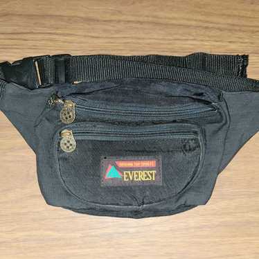Vintage 90s Everest Zippered Fanny Pack - image 1