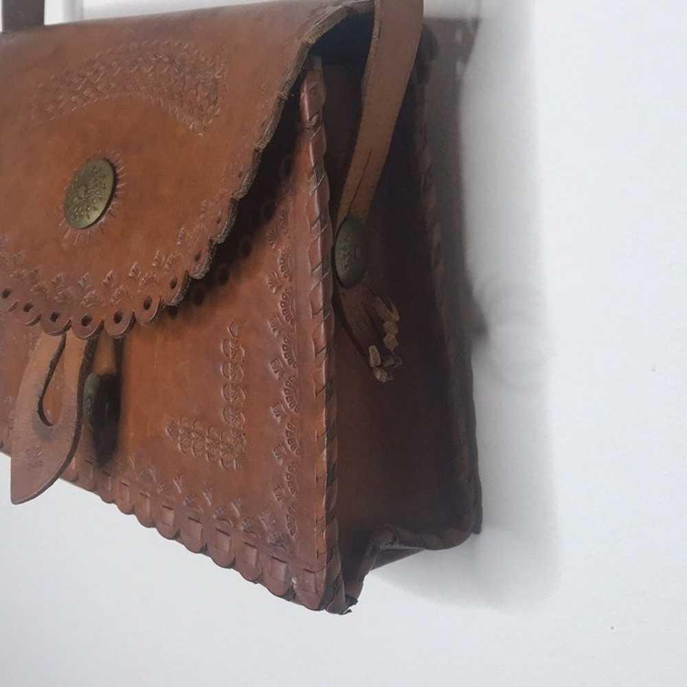 Vintage Leather Tooled Handbag - image 7