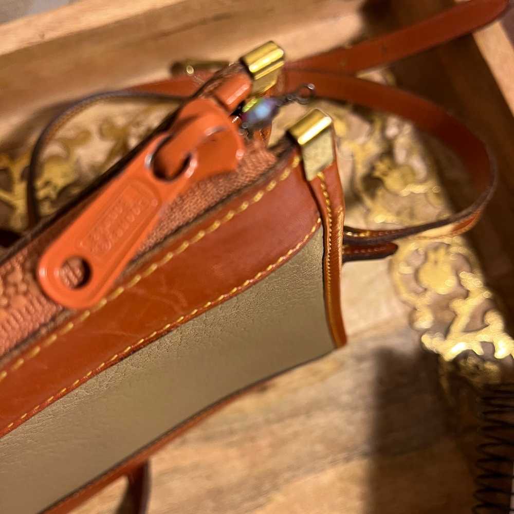 Dooney & Bourke AWL Tan and Taupe Crossbody - image 6