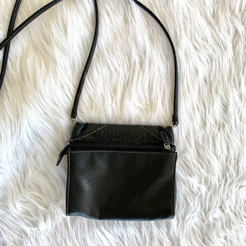 Vintage Boho Black Pebbled Crossbody Bag - image 6