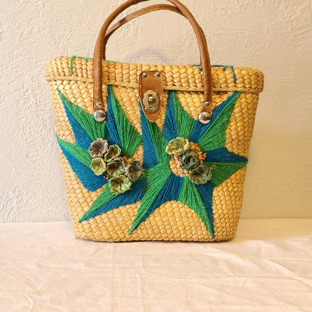 Vintage 1960 woven basket tote - Gem