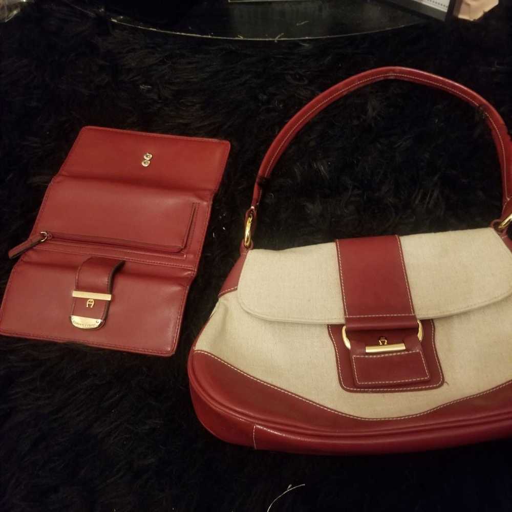 Etienne Aigner leather handbag and walle - image 4