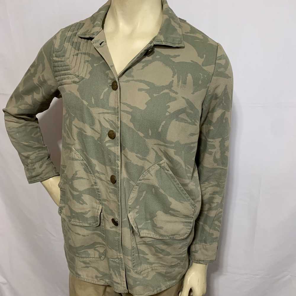 Current Elliott Buttoned Shirt Jacket Camouflage - image 3