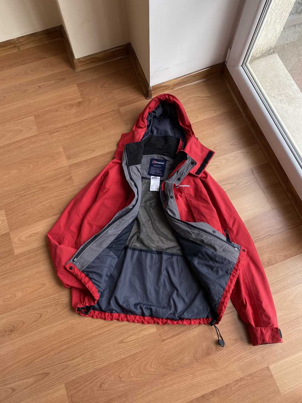 Berghaus × Goretex × Vintage Vintage Berghaus Red… - image 8