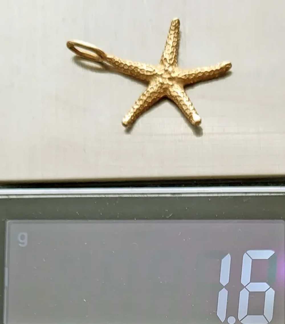 14K Gold Starfish Pendant or Bracelet Charm 1.6 G… - image 3