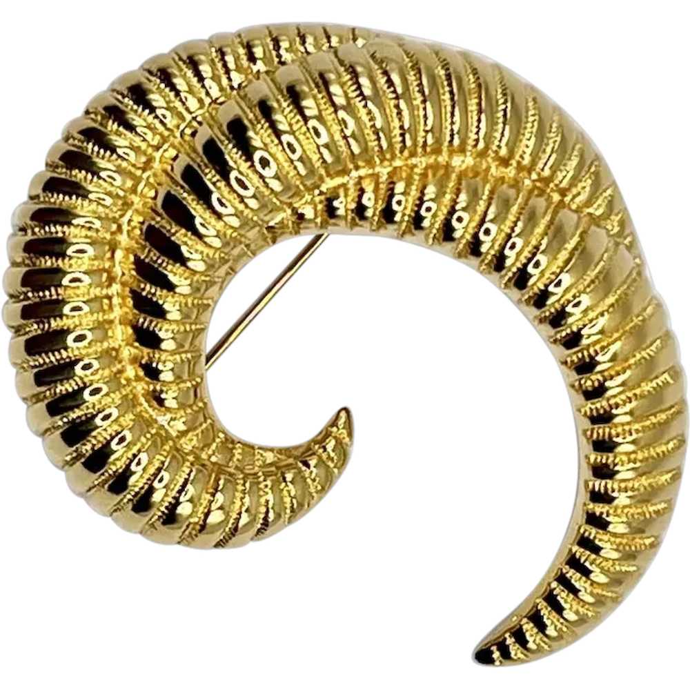 Monet Vintage Goldtone Swirl Design Brooch - image 1