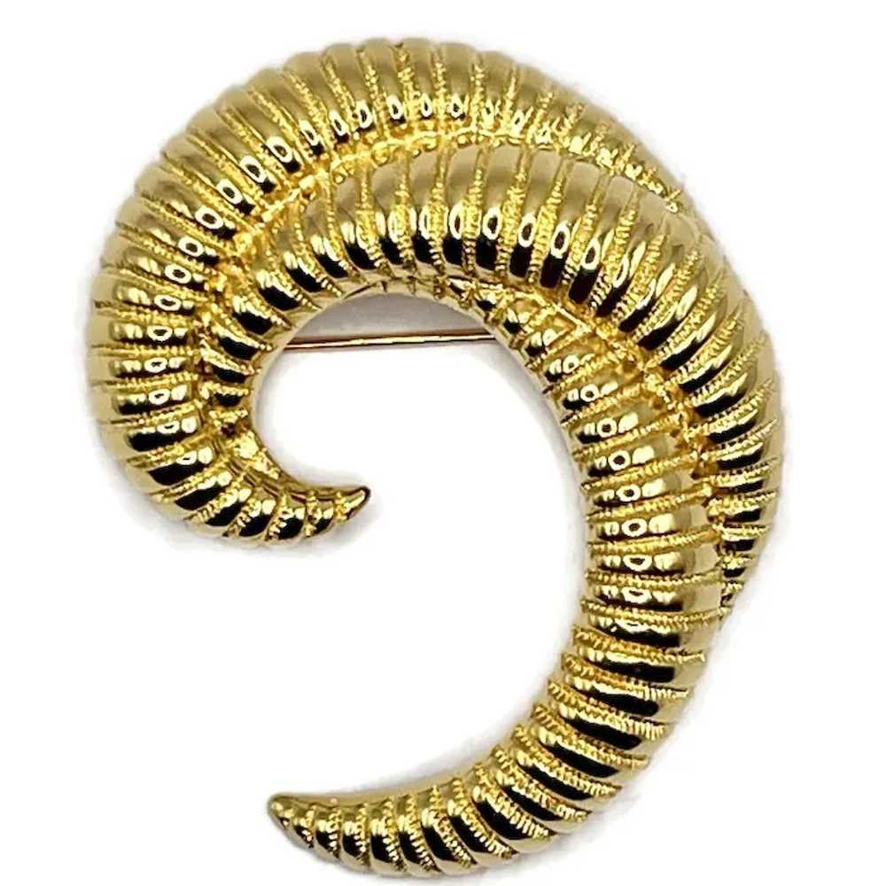 Monet Vintage Goldtone Swirl Design Brooch - image 2