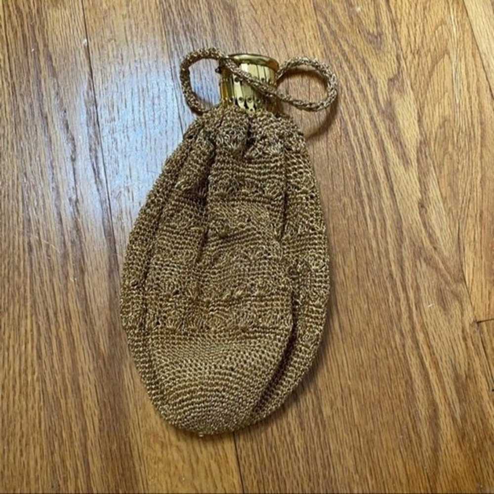 1930s gold metallic mesh beggar’s purse - image 11