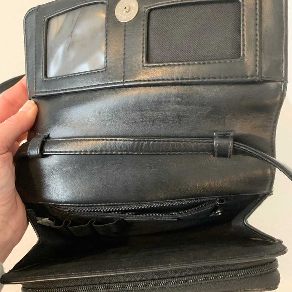 Rolfs women’s black leather organizer purse - image 4