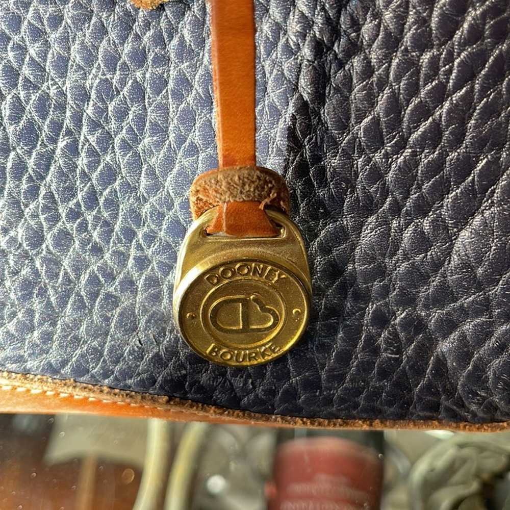 Dooney & Bourke vintage leather handbag, long str… - image 6
