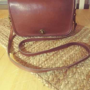 Vintage Coach Small Crossbody Messenger