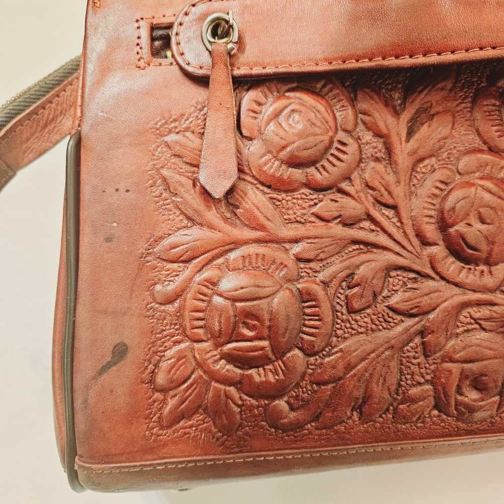 Vintage Mexican Hand Tooled Leather Purse Floral - image 3