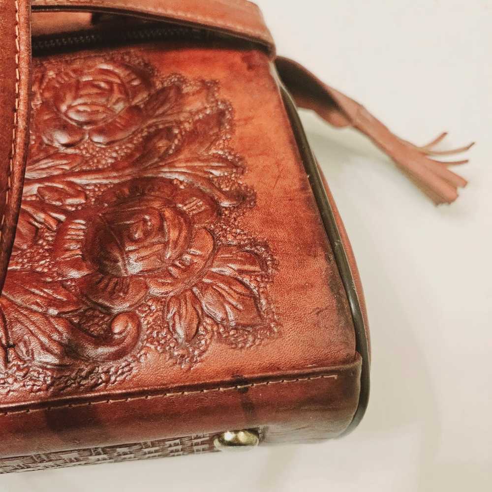 Vintage Mexican Hand Tooled Leather Purse Floral - image 6