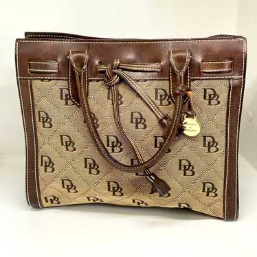 Dooney bourke signature d - Gem