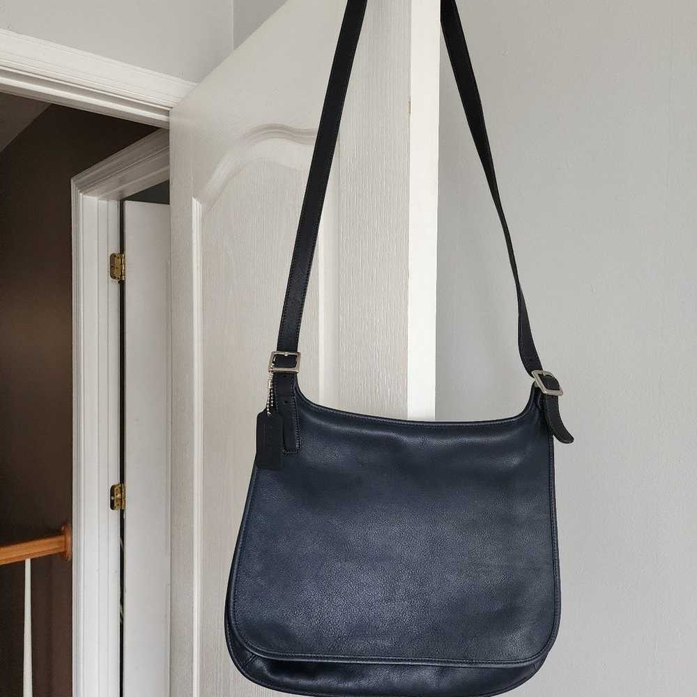 Vintage Coach Saddle Flap Crossbody Navy Blue Lea… - image 1