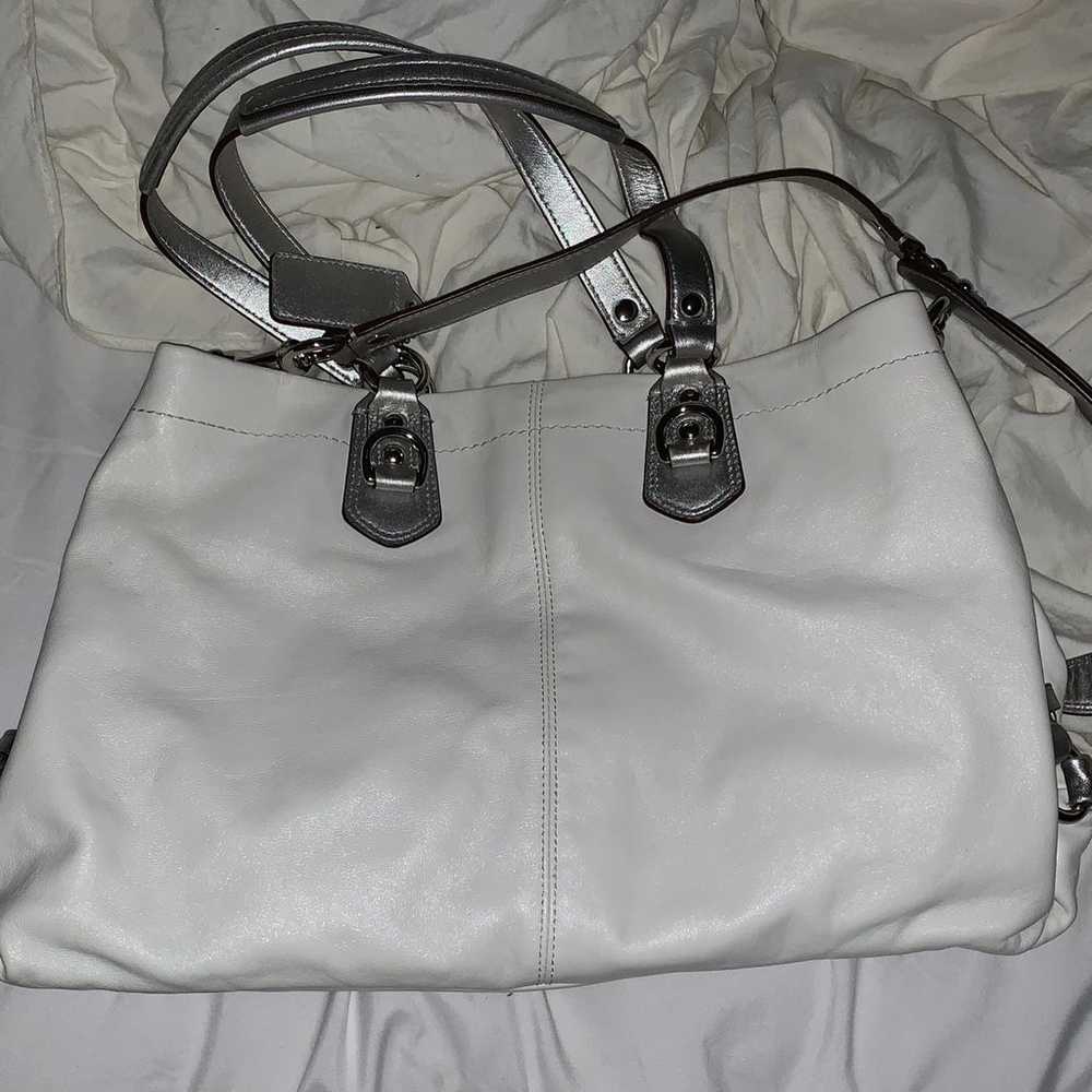 AUTHENTIC Coach White Leather Handbag - image 3
