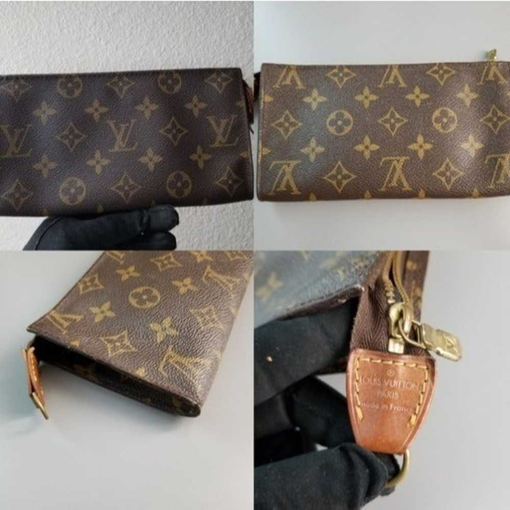 LOUIS VUITTON Classic Signature - image 12