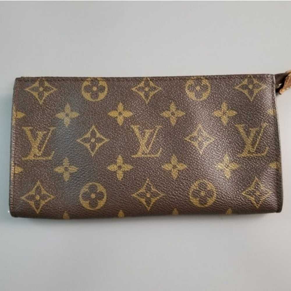 LOUIS VUITTON Classic Signature - image 2