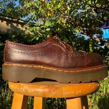 靴 Dr.Martens wing tip brown vintage Vintage Accessory / Shoes - Dr. Marten Wingtip Oxfords 3989