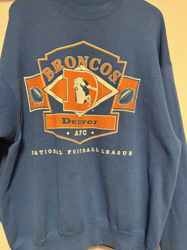 Vintage Vintage Denver Broncos crewneck.