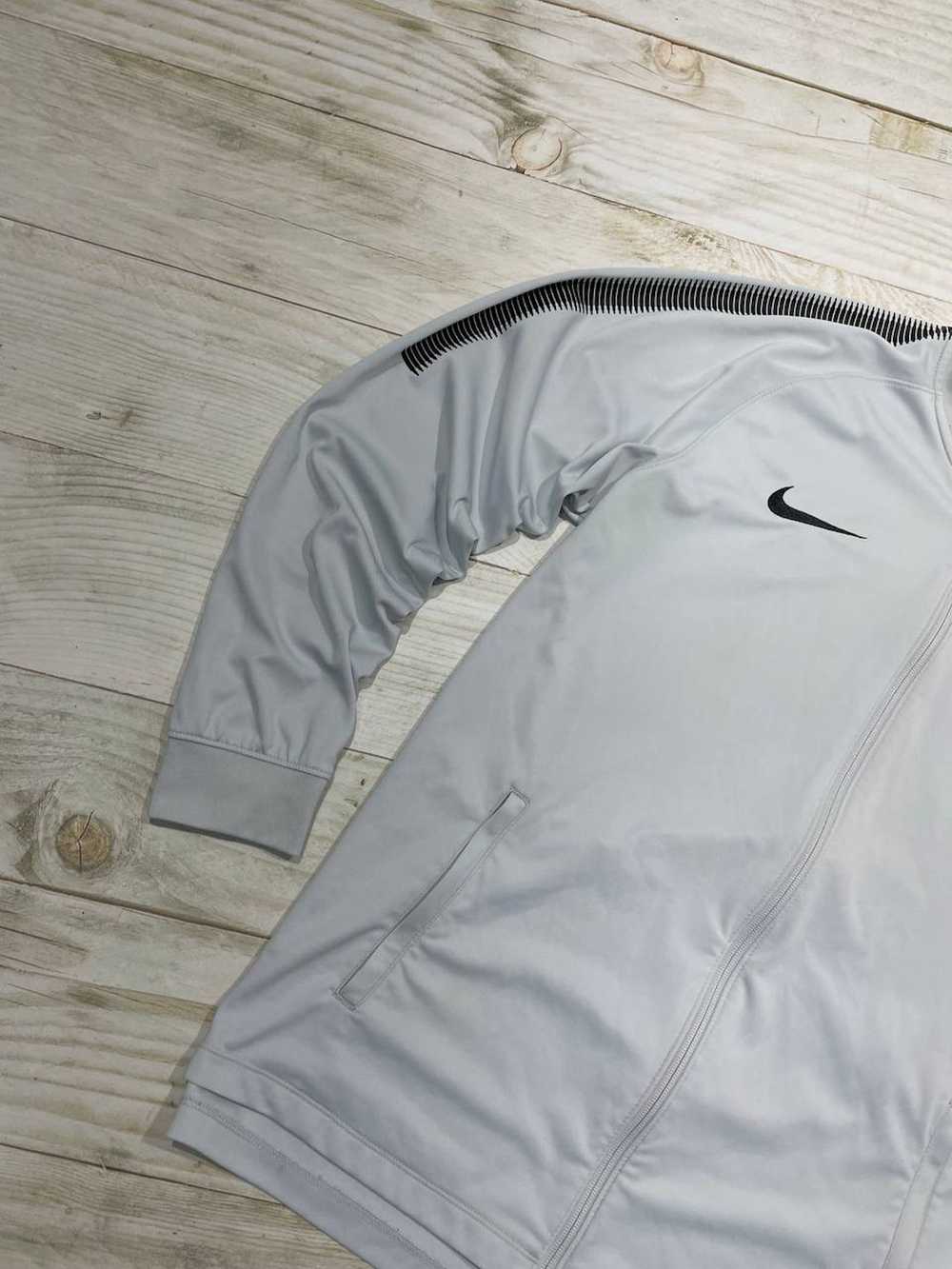Nike × Soccer Jersey × Streetwear Nike Paris Sain… - image 4