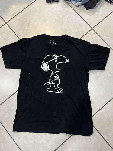 Kaws × Peanuts × Uniqlo UNIQLO KAWS PEANUTS SNOOPY